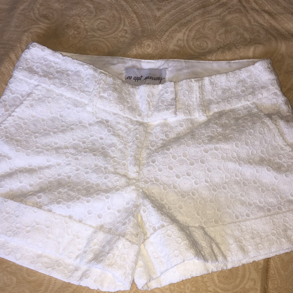 White cotton shorts crochet look XS